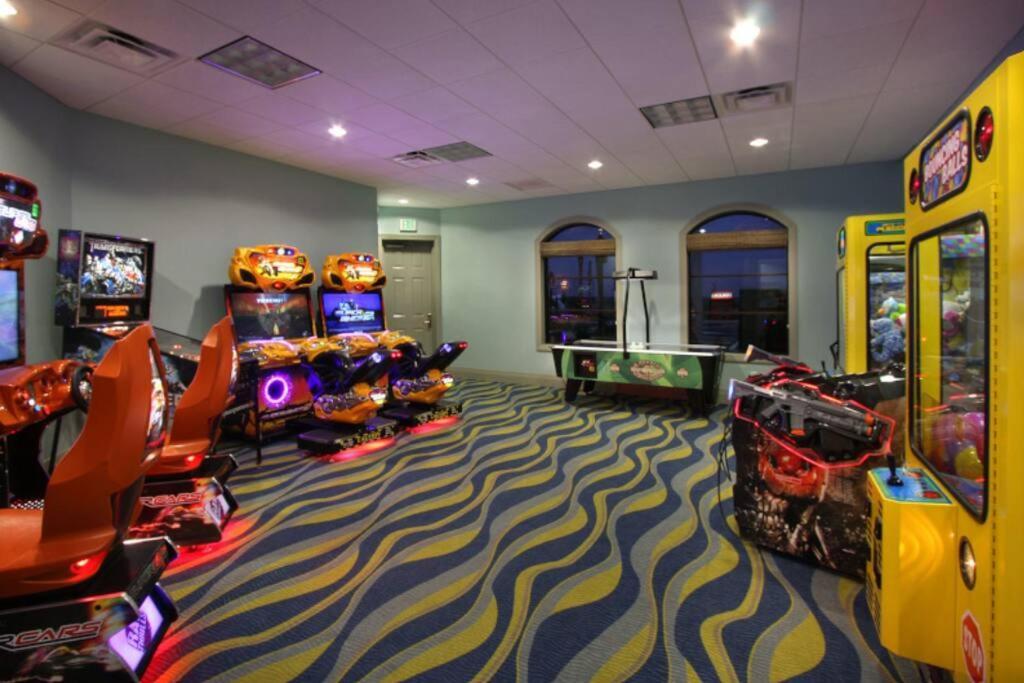Close To Disney & Other Theme Parks,Private Heated Poolspa, Bbq & Game Rm Kissimmee Bagian luar foto