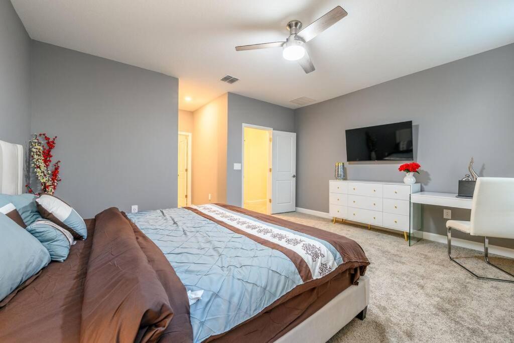 Close To Disney & Other Theme Parks,Private Heated Poolspa, Bbq & Game Rm Kissimmee Bagian luar foto